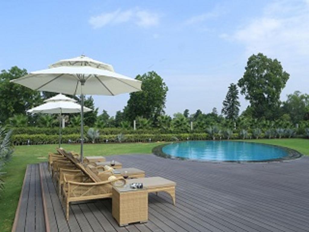 Hotel Atrio By Devam à Gurgaon Extérieur photo