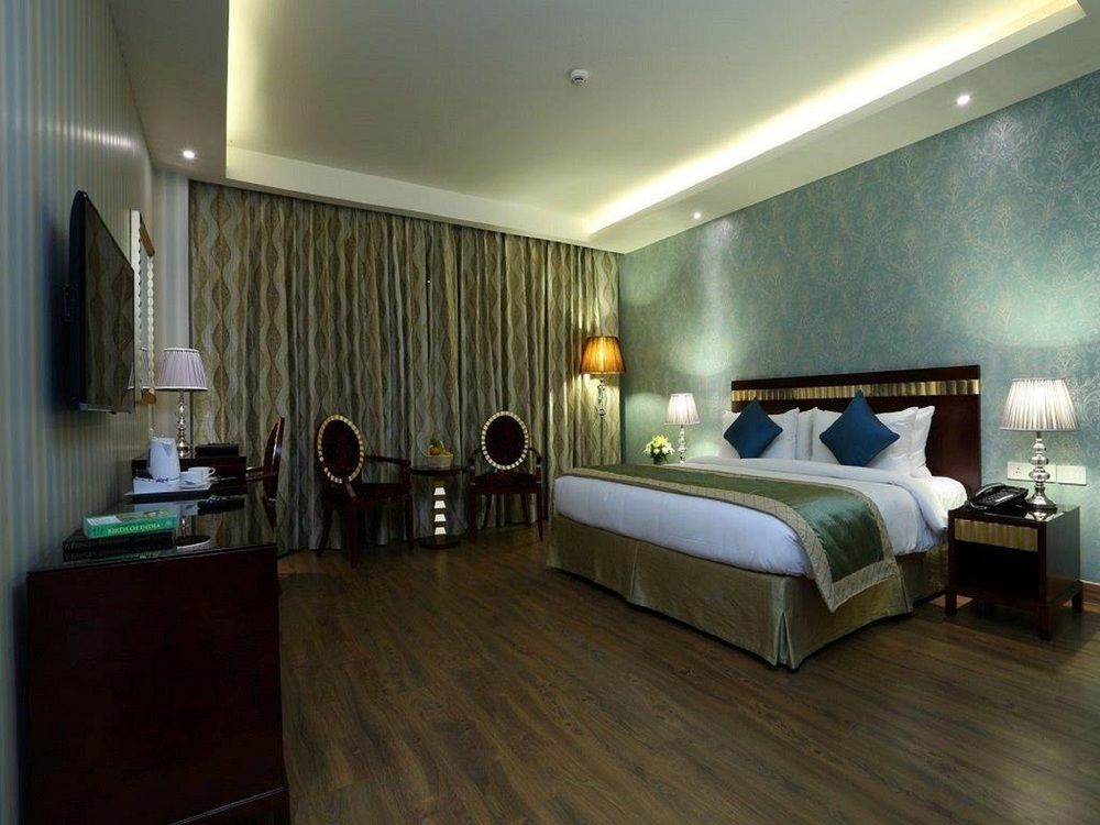 Hotel Atrio By Devam à Gurgaon Extérieur photo