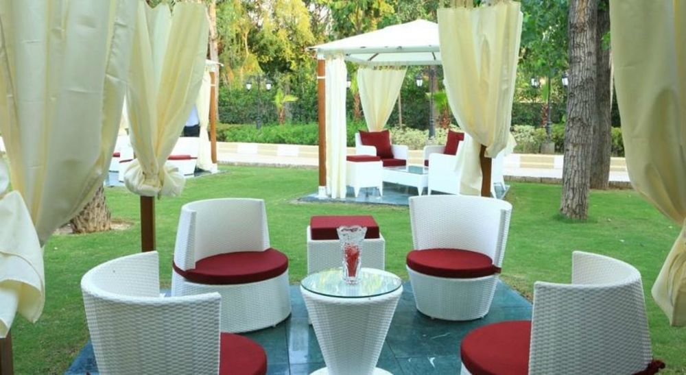 Hotel Atrio By Devam à Gurgaon Extérieur photo