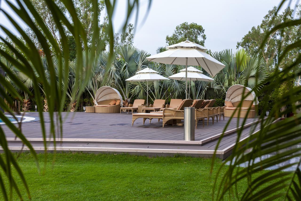 Hotel Atrio By Devam à Gurgaon Extérieur photo