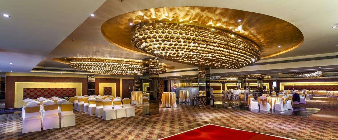 Hotel Atrio By Devam à Gurgaon Extérieur photo