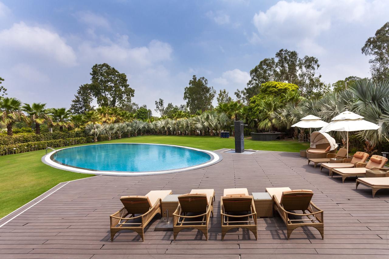 Hotel Atrio By Devam à Gurgaon Extérieur photo